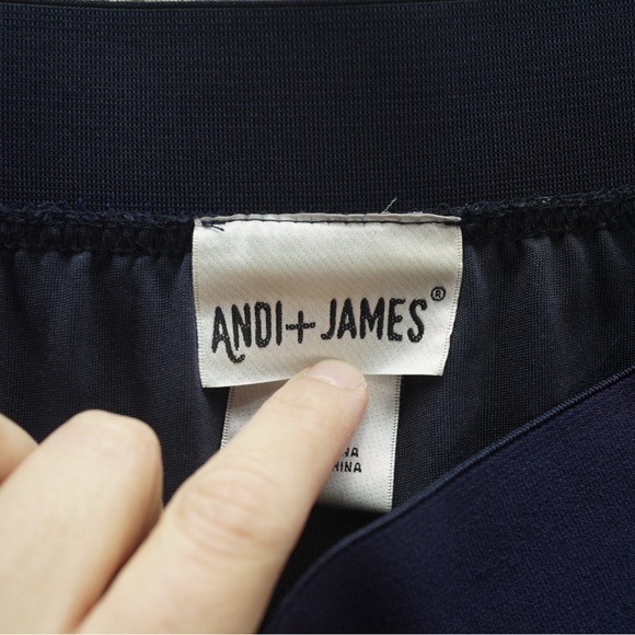 Andi + James Navy And Cream Pleated Midi Skirt, Size Large Floral Geometric - Picture 7 of 9